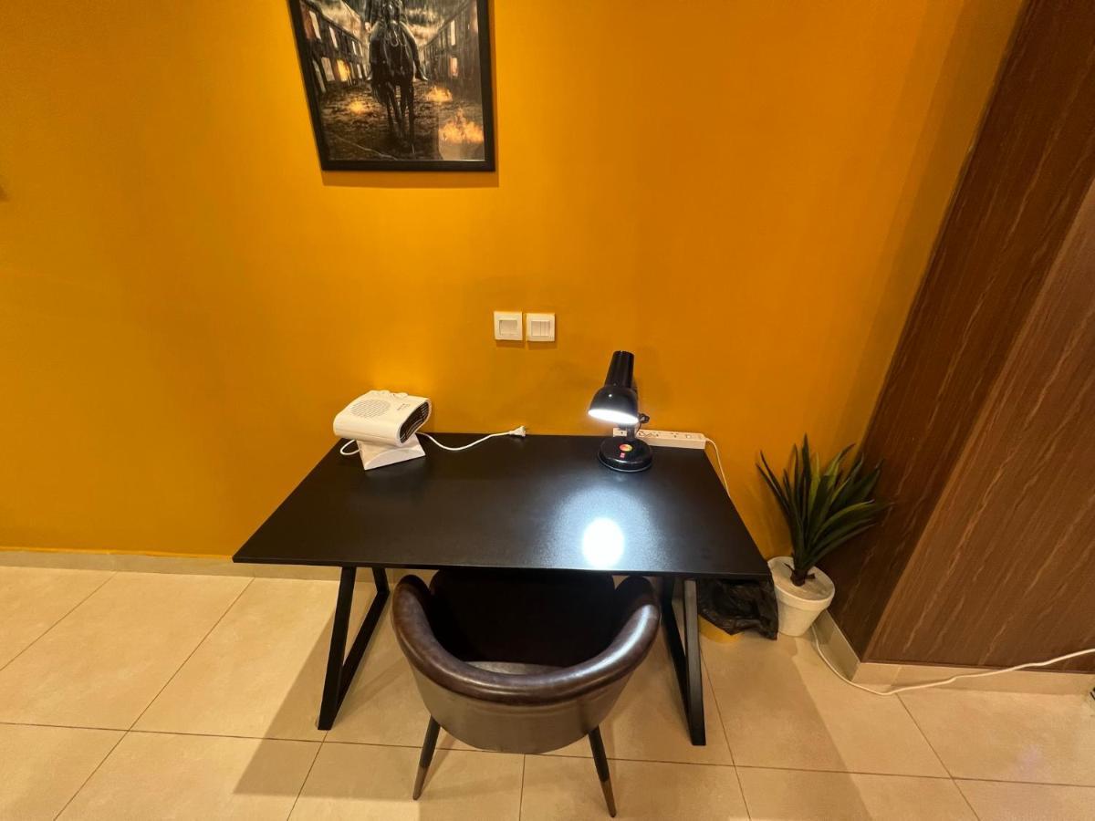 Sunset Luxury Gold Crest Mall Residency 拉合尔 外观 照片
