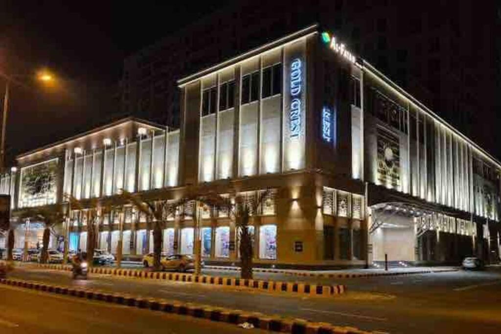 Sunset Luxury Gold Crest Mall Residency 拉合尔 外观 照片