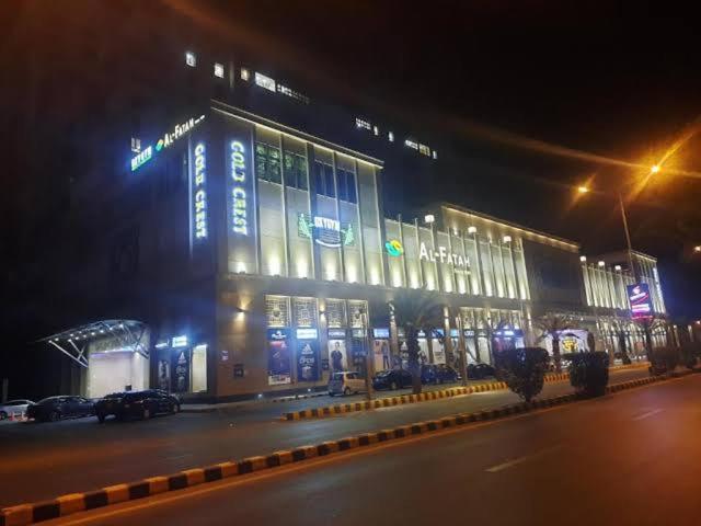 Sunset Luxury Gold Crest Mall Residency 拉合尔 外观 照片